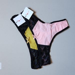 2 pair Liz Corday signature women's thong panties size XL